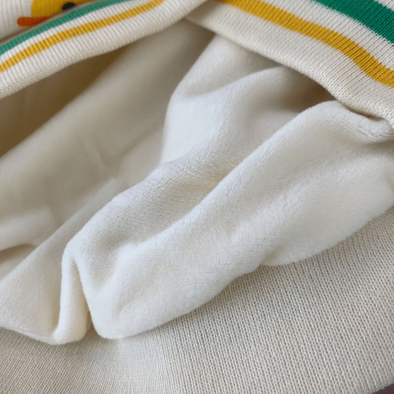Ducks Sweatshirt Outfit